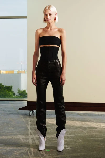 Look 8